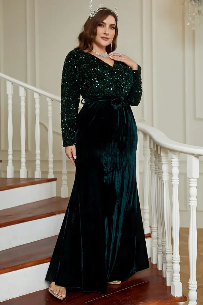 Plus Size Christmas Dark Green Velvet Sequin Lace-Up Maxi Dress