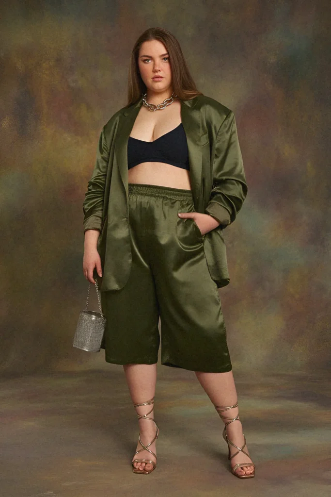Plus Size Aesthetic Satin Bermuda Shorts Co-ord Summer Outfit