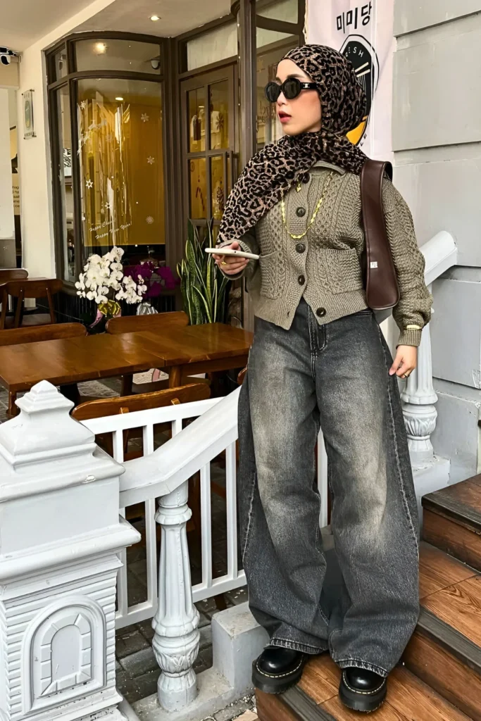 Cozy Cardigan And Relaxed Jeans Hijab Look