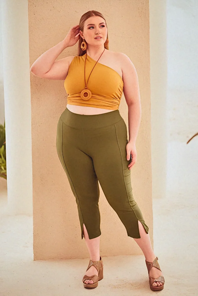 Plus Size Summer Stretchy Capri Vacation Outfit