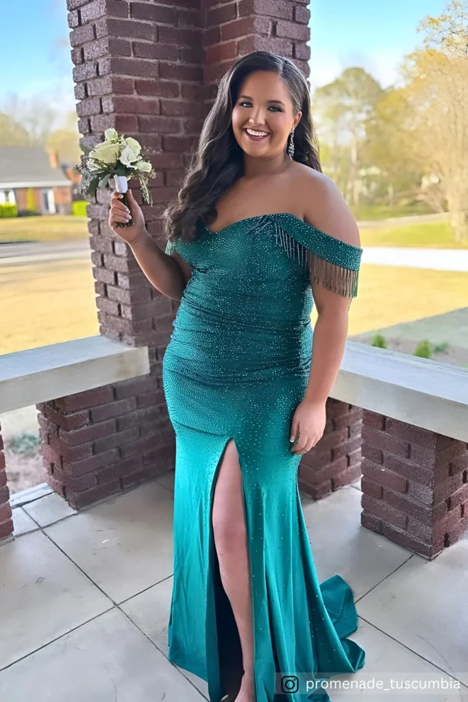 Plus Size Emerald Off-Shoulder Gown with Side Slit Prom Dress